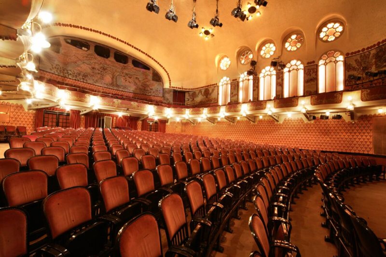  Veszprémi Petőfi Színház